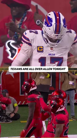 Not a pick-6 after the penalty but the Texans defense have done well to slow down Josh Allen tonight 🫣 #nfl #football #bills #texans #joshallen