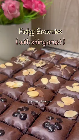 Fudgy Brownies With Shiny Crust  #fudgebrownies  #brownies  #baking  #Recipe  #cemilan 