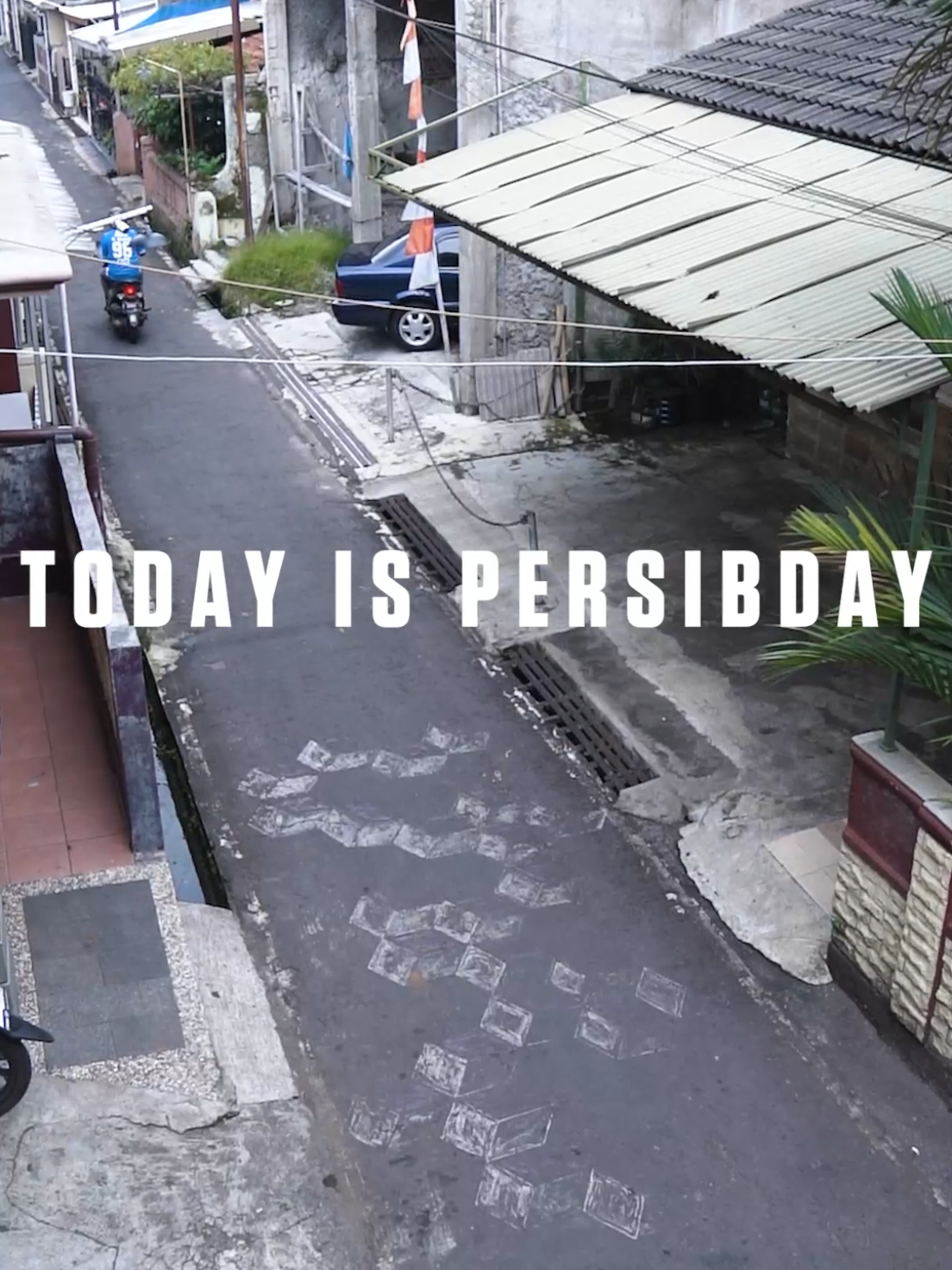 Yang ditunggu akhirnya datang #PERSIBDAY malam ini! 💙 Satukan langkah, kobarkan energi untuk tiga poin malam ini di GBLA! 🔥 #PERSIBDAY #WeArePERSIB #OlahragaTiktok 