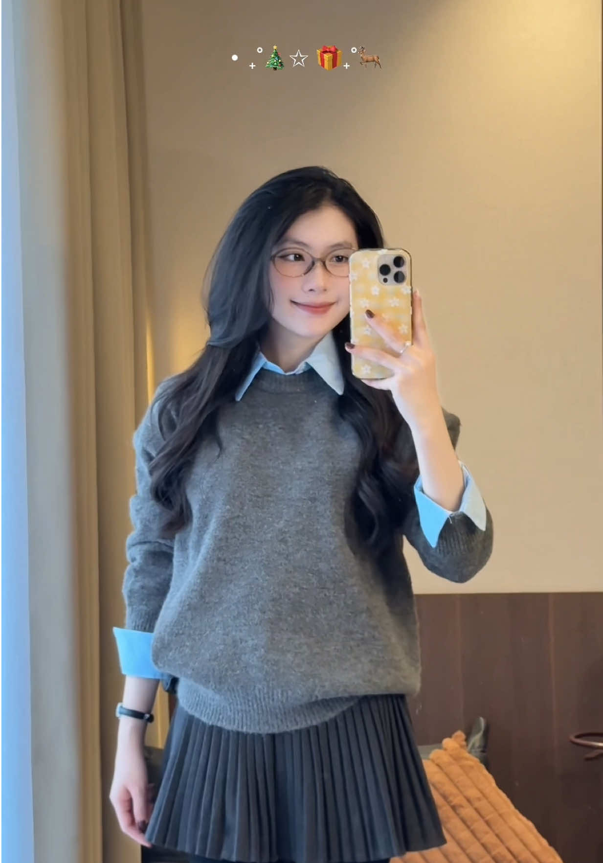 Xám xanh vẫn là 1 cái gì đó gấc là xinhhhh 💙🫶🏻❄️🌨️#xuhuongtiktok #cardigan #aolen 