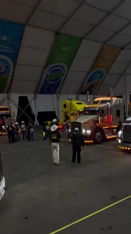 #fyp #trailerosmexicanos #cachimberosdela57🐽🚛😎 
