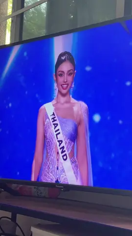 สวยนะ ว่าไม่ได้ #missuniverse #missuniversethailand #veenapraveenar 