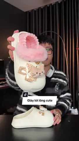 Tưởng tượng xỏ đôi này với chân váy, với quần ống rộng nó đều đẹp lun á #met65lendo 