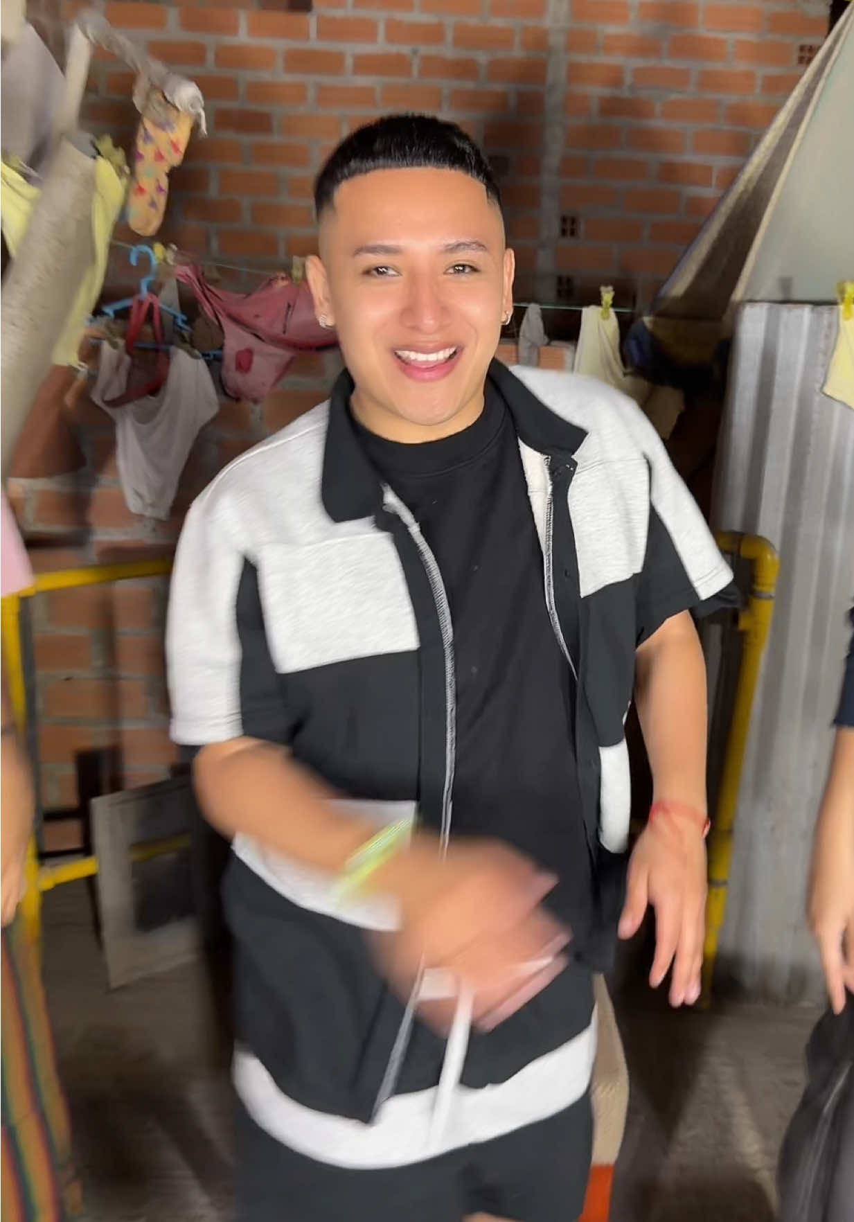 3 CONEROS 😂 @Los Coneros Podcast 😈 #carlitostv #coneros 