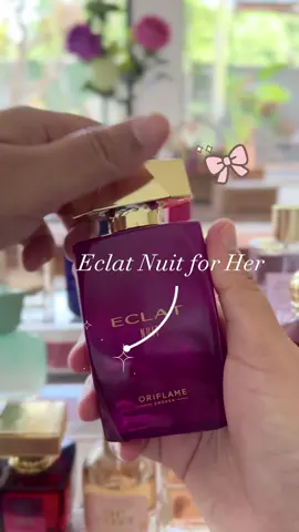 ✨ Mulai 21–30 November, parfum Oriflame Eclat Nuit For Her diskon spesial jadi 209.000.  🍇 Profile aroma: 	•	Top note: blueberry  	•	Middle note: jasmine   	•	Base note: patchouli, vanilla, musk   💃 Cocok untuk kamu yang suka wangi lembut fruity-floral, pas banget jadi parfum “malam” tapi tetap bisa dipakai sehari-hari 😍