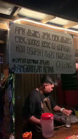 Ok Leng #angkringankemaki #depanterminalambulu #jember24jam #ambulu24jam 