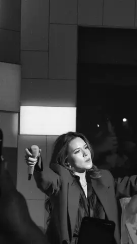 Jatuh hati ♥️   #raisa #yourraisa #fypp #virall #indosat