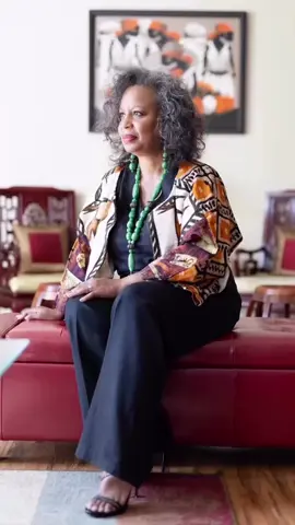 Something beautiful is blooming again… 🌺 When I first wrote From Burnout to Bliss, I wanted to remind us that healing doesn’t have to wait until we’ve reached the breaking point. Now, a new chapter is emerging — one that honors everything we’ve lived, learned, and released. ✨ The new edition is almost here. 💌 Subscribers will be the first to see the cover and pre-sale date. Stay close. The transformation begins soon 🦋 #FromBurnoutToBliss #HealingIsTheNewHustle #CreativeWellness #TherapistAuthor