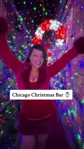 I wish they had food or had more food options around but other than that Frostys is a good time. Be aware it is soo hot in these places so dress accordingly. #chicagochristmas #frostyschicago #chicagotiktok #holidaypopupbar #chicago 