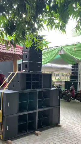 lagune Syahdu jii di rungokno karo nyeruput kopi