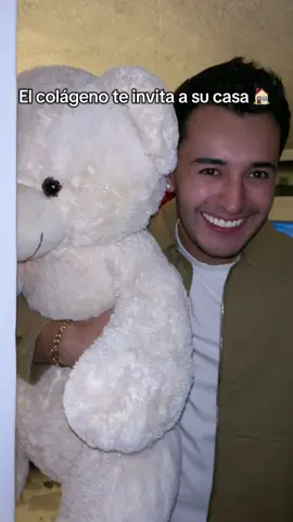 No dejo de ver… su linda cara 😍 Gracias por escuchar mi canción de TAMO (Daniel Sánchez) 🧡🔥