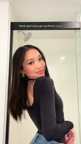 🩷🖤 #20something #cleangirlaesthetic #MakeupRoutine 