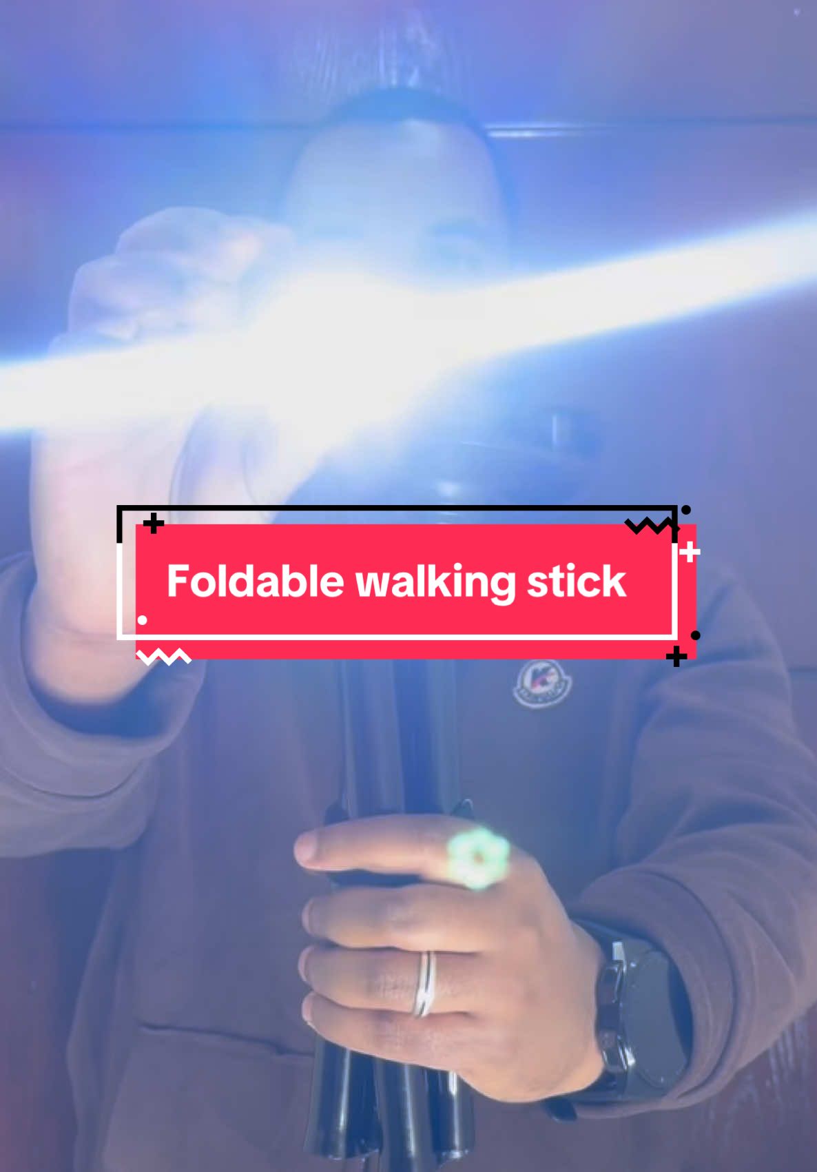 Foldable walking stick #ismelectronics #foldablewalkingstick #tiktokmademebuyit #tiktokfinds #amazonfinds 