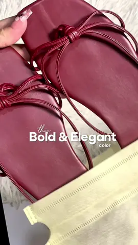 Bold & Elegant Color of Onew Women French Flat Slipper✨ #sandals #womensandals #footwear #trending #tiktokgiftrecos 