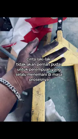 ✊🏻🥰#kudus24jam #pekerjakeras #cinta #percintaan #fyp 