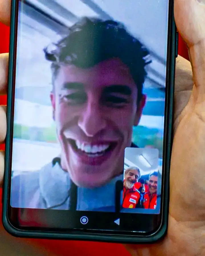 Pokoknya, Gigi & Marc gak boleh jauh-jauhan, langsung rindu..😁 #MotoGP #Marquez #Ducati #GrandPrix 