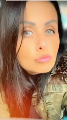 #tiktokviral #for #viralvideos #fyp #perte @Regina nera non molla 👑 @REGINA NERA RESISTETE 🫵🖤🇮🇹 @Reginanera👑 @Il Tricolore Siciliano 🇮🇹 @silviacuorenerissimo @silviaricomincia @Silviasmilzo82 