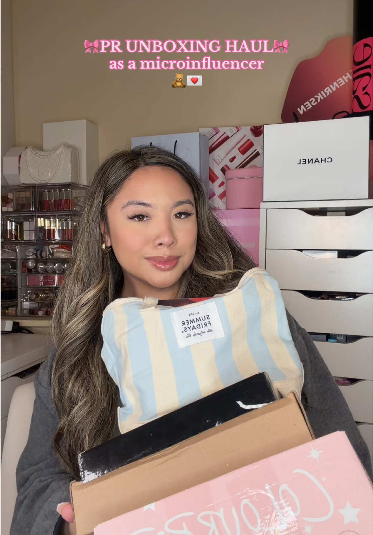 🎀💌 Another day, another #prhaul #prunboxing #howtogetpr #microinfluencer #howtogetprpackages @Summer Fridays @loréal paris usa @L’Oréal Paris @ONE SIZE BEAUTY @ColourPop Cosmetics @sephora 