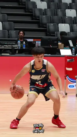 FINAL 50:50! SIAPA JUARANYA? 🏆 @jubilee.school.jakarta atau @bukitsionlions ? Kasih prediksi kalian di ⬇️ #DBL2025 #MentalJuara #StudentAthlete #DBLIndonesia #ForThe🇮🇩🏀Culture.