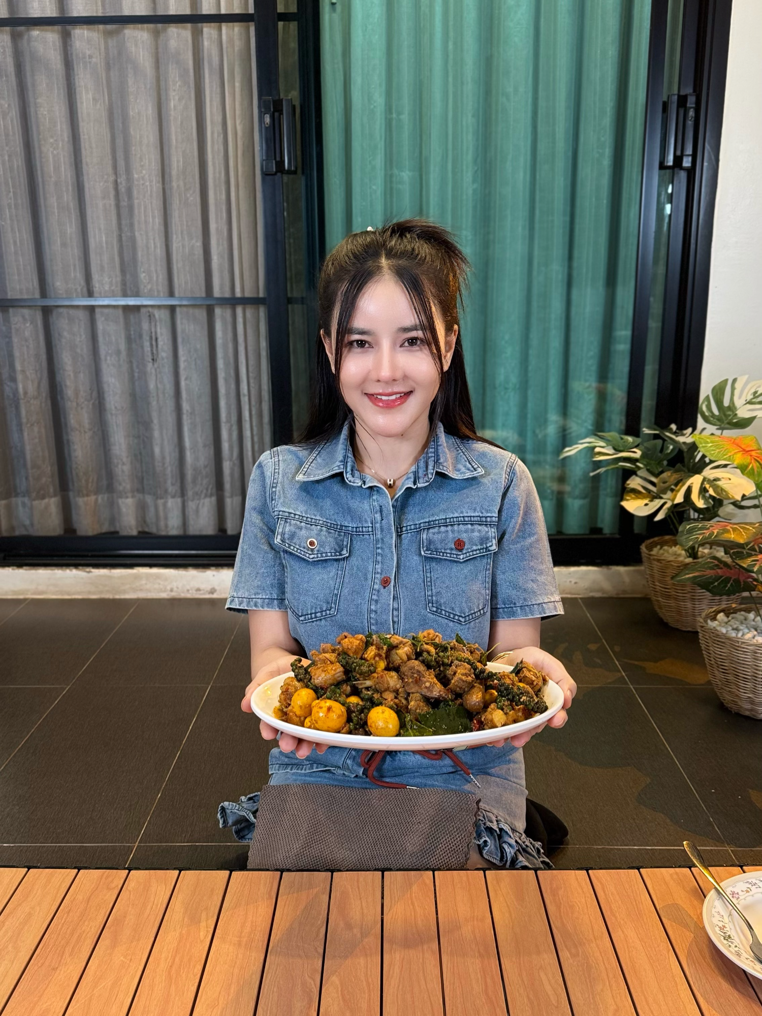 ผัดเผ็ดไก่โอ๊ก#มดออย @tramod_phan