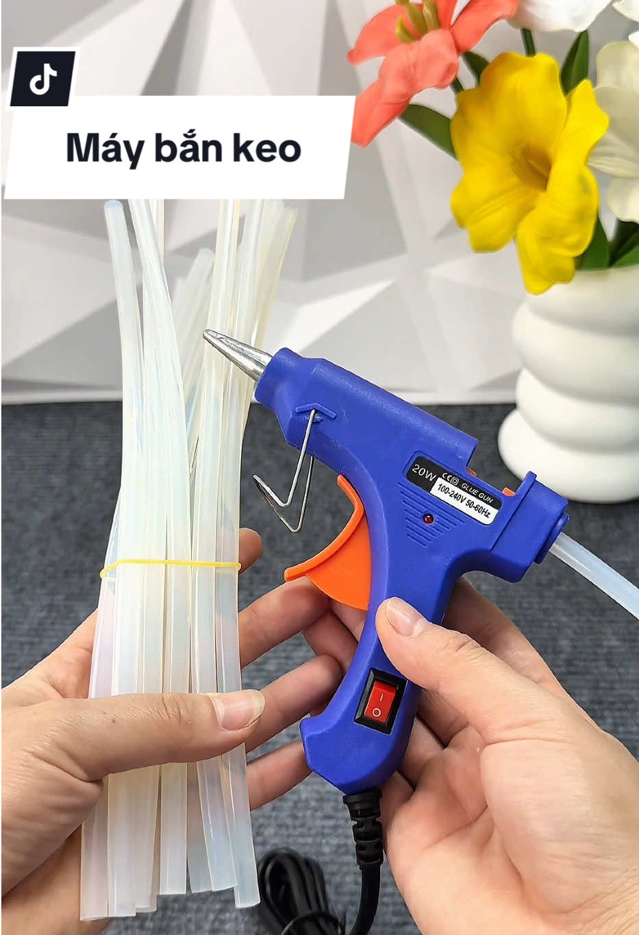 Mua 1 máy bắn keo tặng 10 cây keo nến #maybankeonen  #dungcubankeosilicon  #maybankeo  #trangtritet  #xuhuong 