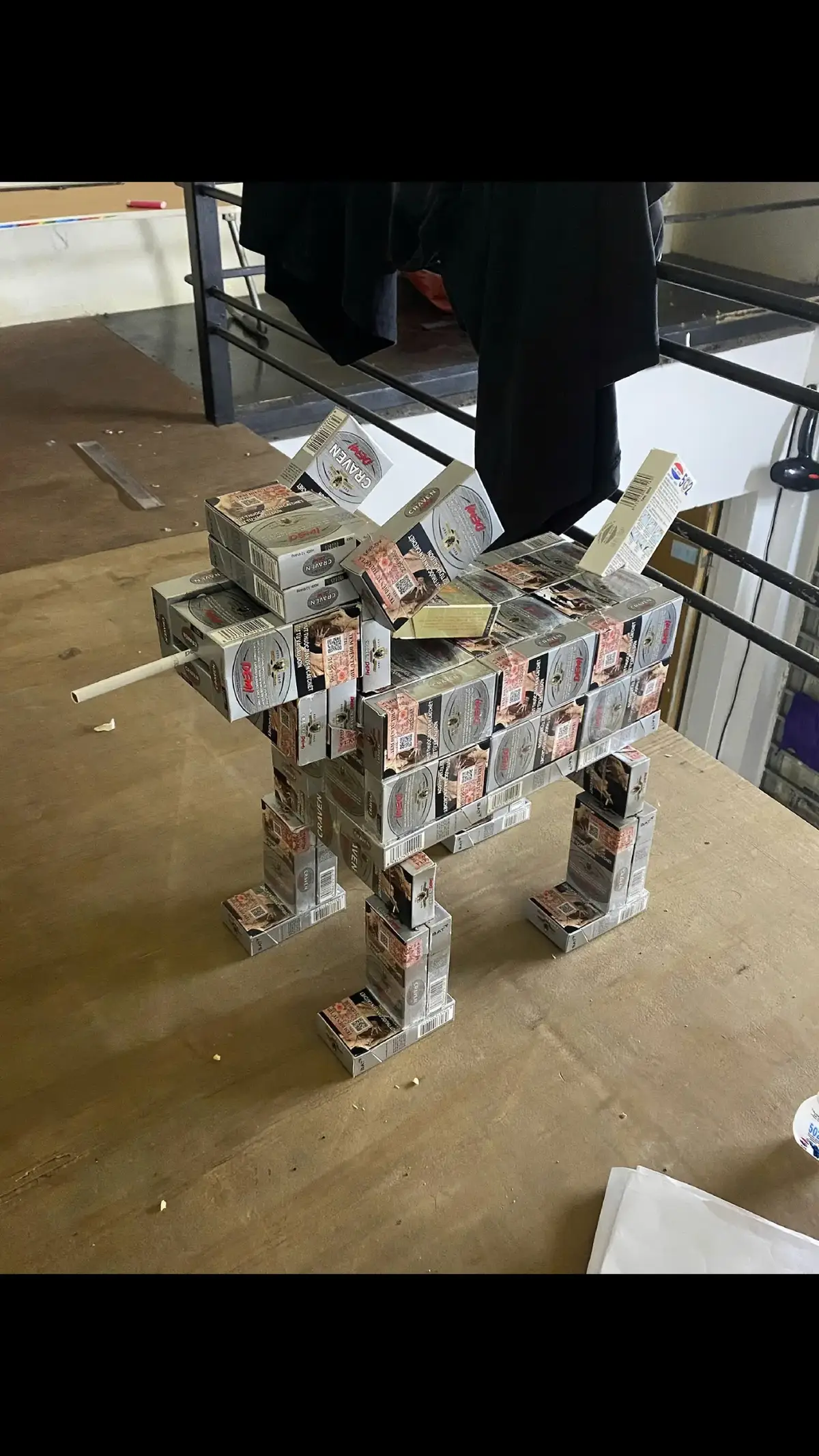 Đẳng cấp không nói bằng lời, mà toát ra từ phong thái.