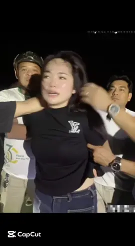 Cận cảnh nhan sắc cô gái xông vào tòa án giải cứu bạn trai bên cam .Sai với pháp luật nhưng đúng với luật đời, 1 cô vk đúng nghĩa chung thuỷ ... #xuhuong #thinhhanh #dailoan🇻🇳🇹🇼 #nguoivietnamtaidailoan #ngườivietnamsinhsongtaitaiwan 