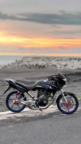 “dulu aku juga cuma bisa liat punya orang orang di instagram” ☺️  #tigersinchan😈 #sinchanstyle #oxytuner #tiger  #CapCut 