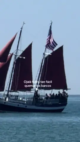 Cuando dices “Ojalá fuera tan fácil ‘quemar los barcos’”, suena a: 🌊 “Ojalá fuera tan fácil dejar todo lo que me ata atrás y comprometerme sin dudas con lo que quiero hacer.” 🌊 “Ojalá fuera tan fácil tomar una decisión radical y no mirar atrás.” #energyneverlies #quemalosbarcos #florida #rincon #insomnio 