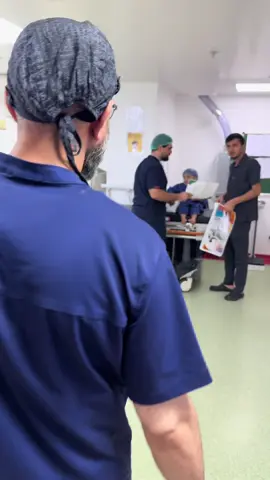 الحمد لله نجاح عملية ابننا علي الكرار الذي كان يعاني من التساقات في النخاع الشوكي أدّت إلى ضعف في إحدى القدمين. تمت العملية في مستشفى بلسم – أربيل تحت المراقبة العصبية والمايكروسكوب الجراحي، والحمد لله بدأ يتحسن ويستعيد قوته من جديد. كل خطوة هي بداية أمل جديد 💚 ⸻ 🇬🇧 English Successful surgery for Ali Al-Karrar! He had severe spinal cord adhesions causing weakness in one leg. The surgery was done at Balsam Hospital – Erbil, under neuromonitoring and surgical microscope. Today, Ali is walking again — every step is hope 💚 ⸻ 🇰🇼 كوردی سەرکەوتنی نەخۆشی عەلیەلکارار کە تووشی چەسپ بوونی نەخۆشی لە نخاع شوکی بوو و کوەمزوری لە یەک لاقیدا هەبوو. نەخۆشی لە نەخۆشخانەی بلسەم – هەولێر بە چاودێری عەصبی و مایکرۆسکوپی جراحی کرا. ئێستا هەر هەنگاوێک بۆ هیوایە نوێیە 💚 ⸻ 🔽 هاشتاغات خاصة بالموضوع #SpinalCord #Neurosurgery #MicroscopeSurgery #Neuromonitoring #SpineHealth     