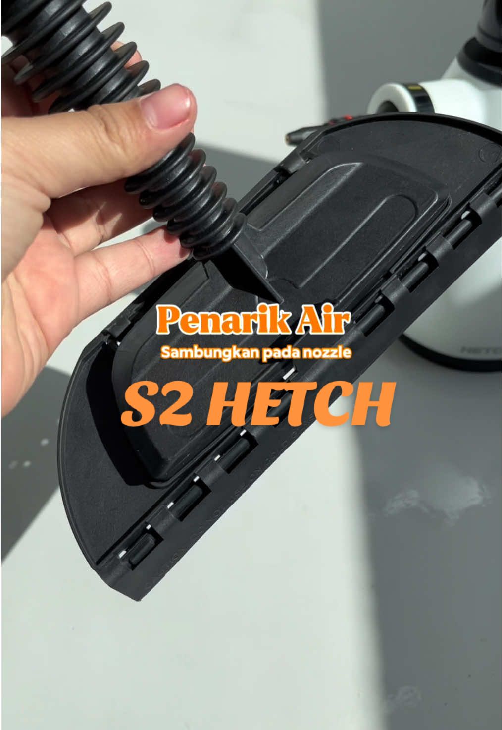 Steam power 💨  + lap cermin & tingkap bersih tanpa gosok! Debu, finger marks & water marks hilang dlm sekelil mata✨ selamat & chemical-free🌱 #hetchs2 #hetch #satisfyingcleans #steamclean 