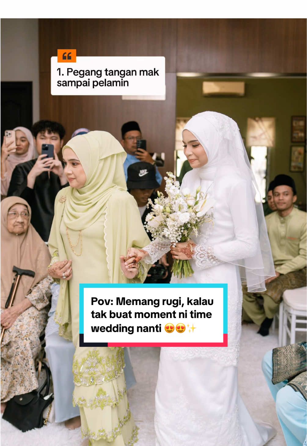 Setiap moment tuu ada keindahan yang tersendiri, sebabtu lah kena buat and make sure untuk capture every moment tuu tauu! 🫶🏻🥹 #wedding #akadnikah #kahwin #tipsandtricks #tipswedding 