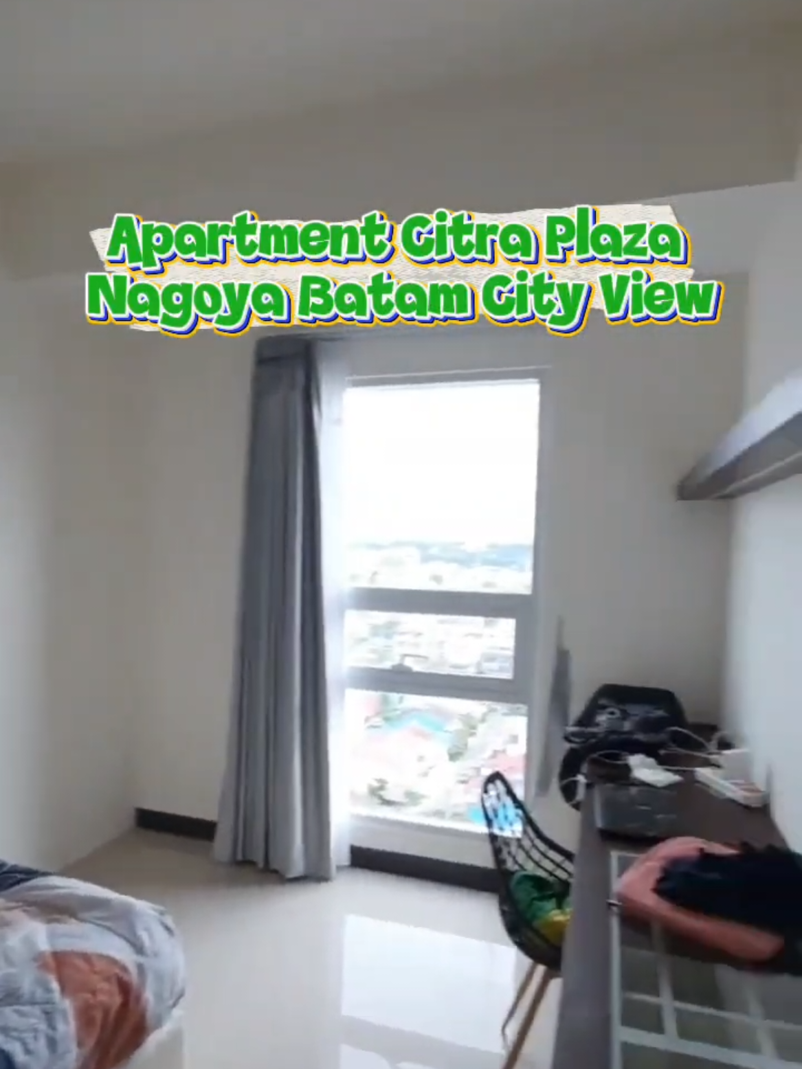 Apartment Citra Plaza Nagoya Batam City View merupakan apartemen bintang 2 yang berada di kawasan Lubuk Baja, Batam. Akomodasi ini menawarkan fasilitas kolam renang dalam dan luar ruangan, area BBQ, layanan check-in/out mandiri, serta jasa setrika. Lokasinya berada dekat pusat wisata, mal, dan area hiburan, sehingga ideal untuk perjalanan keluarga maupun bisnis. Kamar tersedia dengan harga fleksibel serta promo diskon hingga 10% menggunakan kode AGDTTID selama periode November. #ttgoeksplornovember #fyp #staycationbatam #hotelmurahbatam #hotelbatam 