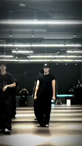 SEHUN😭 #sehun #ohsehun #exo #fyp #xyzbca 