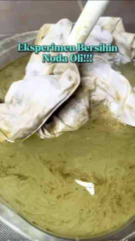 Membalas @TaniaKc🦋 Noda oli hilang tanpa kucek 😉✅ #WiselieIndonesia #clothstainremover #clothstainremoverwiselie #nodahilangseketika #nodahilang 