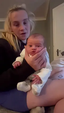 Newborn burping #newborn #baby#burp #usa #kidsoftiktok 