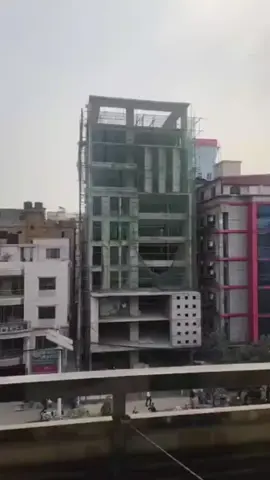 আজকে ভূমিকম্প দৃশ্য 🥲  #পুরানঢাকা #ভুমিকম্প #ভাইরাল_ভিডিও #ভুমিকম্পে #bdtiktokofficial🇧🇩 