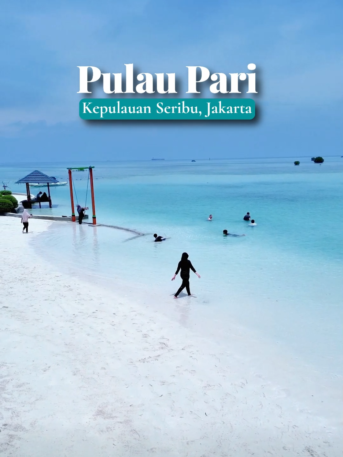 Rasanya kayak mimpi… Cuma 2 jam nyebrang dari Jakarta, langsung disambut laut sebening kaca & pasir putih 🤍🌊 Pulau Pari, Kepulauan Seribu — tempat paling sempurna buat healing tanpa ribet 🏝✨ Mau ikut One Day Trip atau 2 Hari 1 Malam? #pulaupari #opentrippulaupari #onedaytripjakarta #tripmurahjakarta #wisatapulauseribu 