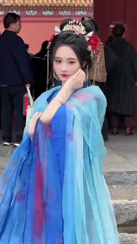 Let's just call her Zhang Yaqian #ZhangYaqian #HanfuGirl #SheLooksSoBeautiful #swipe diary 