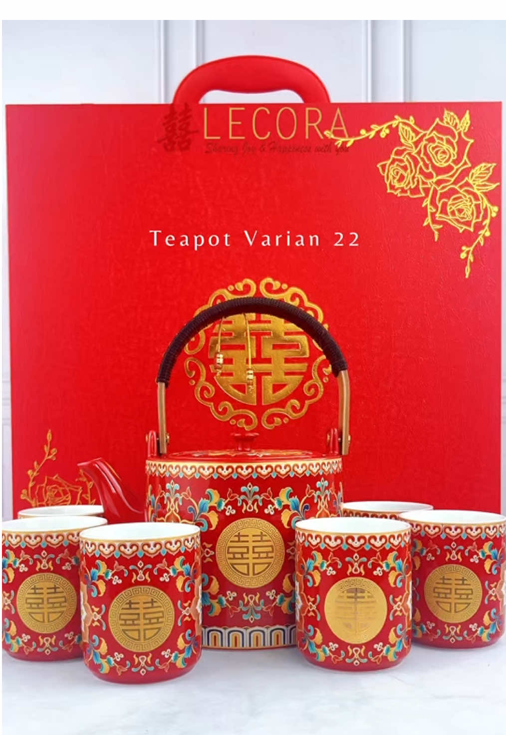 Teapot Set Variasi 22 🫖🧧 Include :  - Teko 1 (1000 ml) 17 x 17 × 20.5 cm - Cangkir 6 (150 ml) 5.5 x 7.1 cm  - Nampan kayu 30 cm - Hardbox Packaging #teapotset #teapai #teapaiceremony #phangteh #weddinggift 