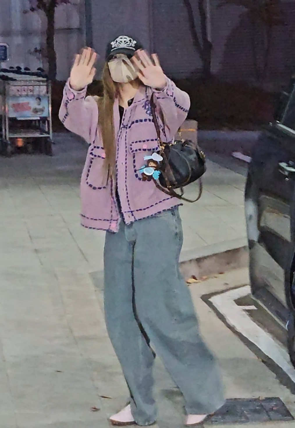 Lisa at Seoul Gimpo Business Airport (SGBAC) heading to the Philippines to attend the “DEADLINE” concert✨#LISA #LALISA #BLACKPINK #DEADLINE_IN_BULACAN #BLACKPINK_DEADLINE 