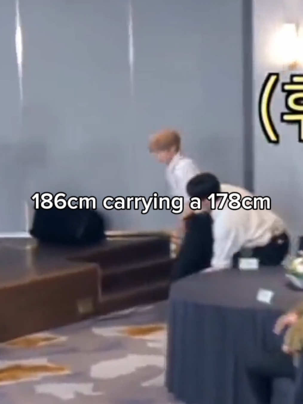 well technically he barely lift him 😭🤏🏼 #sungtaro #sungchan #shotaro #성쇼 #ソンタロ 