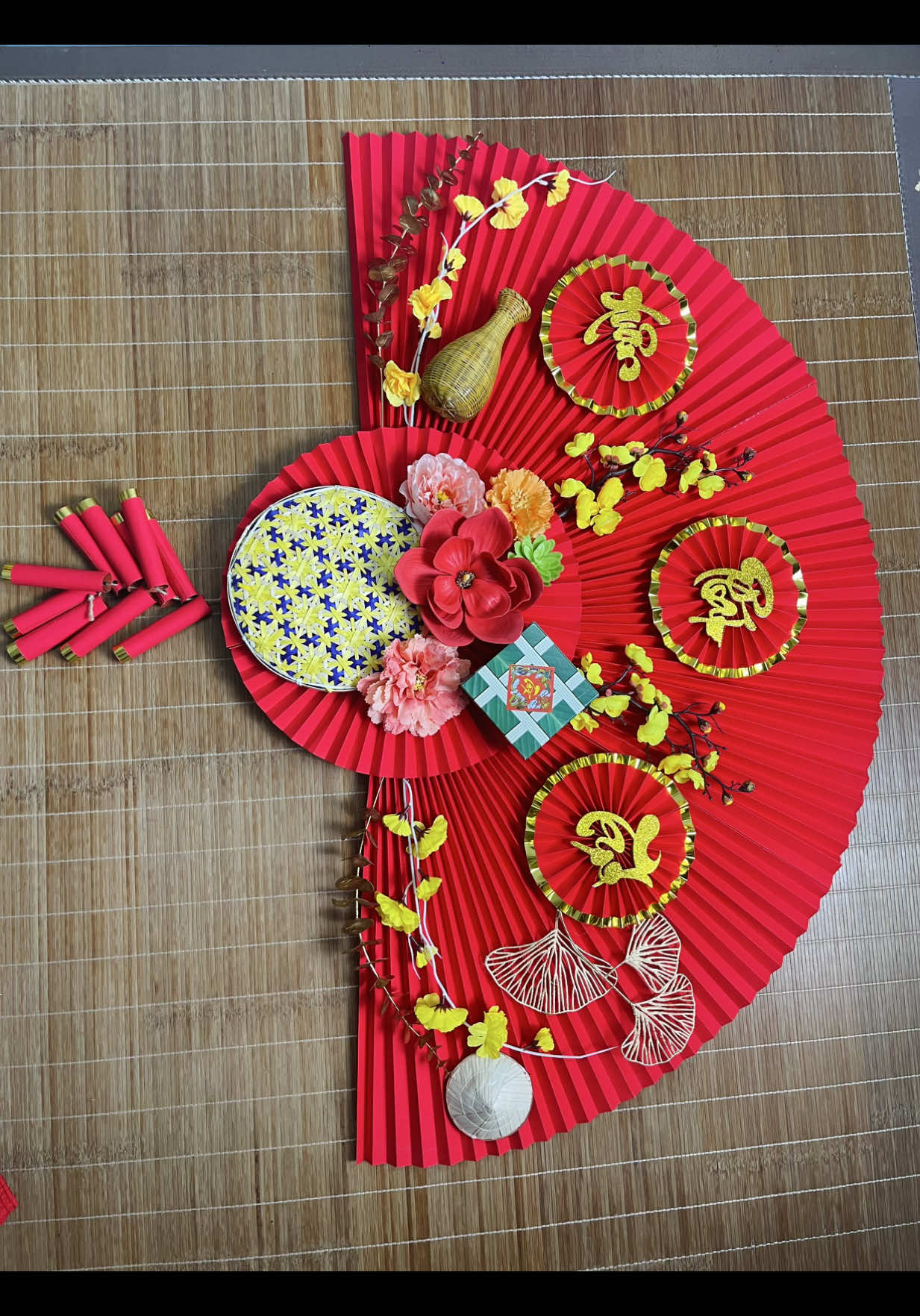 1 chiếc quạt siêu to khổng lồ treo ở quán thì cứ gọi là nổi bần bật  #decortet #tet #tet2026 #trangtritet #settrangtritet 