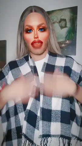 🤣🤣🤣🍌 Buenos días!!#humor #comedia #estelareynolds #laqueseavecina_serie 