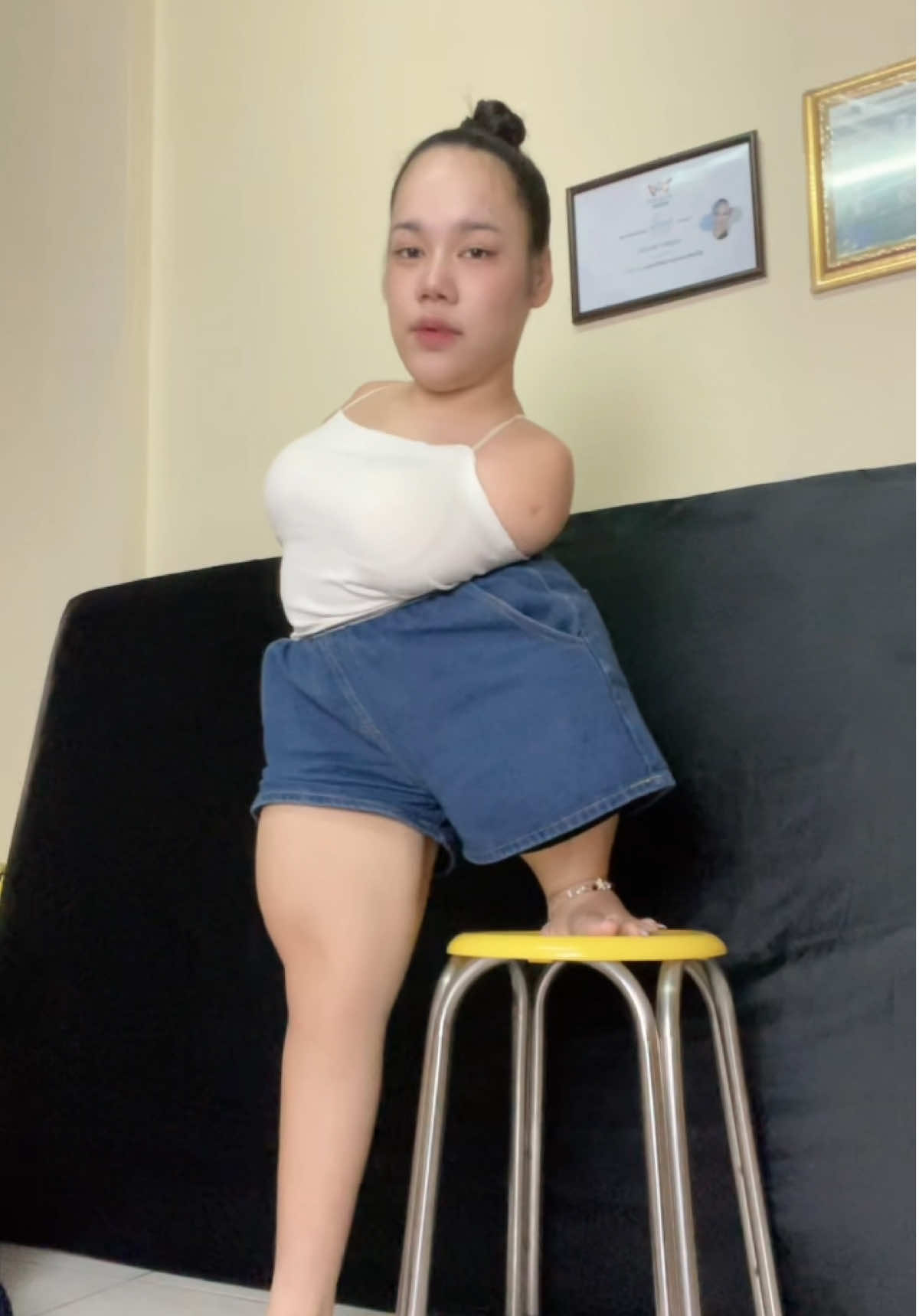 เดี๋ยวเอาใหม่ๆ วันนี้ลองเต้น #ฝ้ายใช้เท้าแต่งหน้า #ใช้เท้าแต่งหน้า #ฝ้ายบุญธิดา #น้องฝ้ายดาราสาว #tyla 