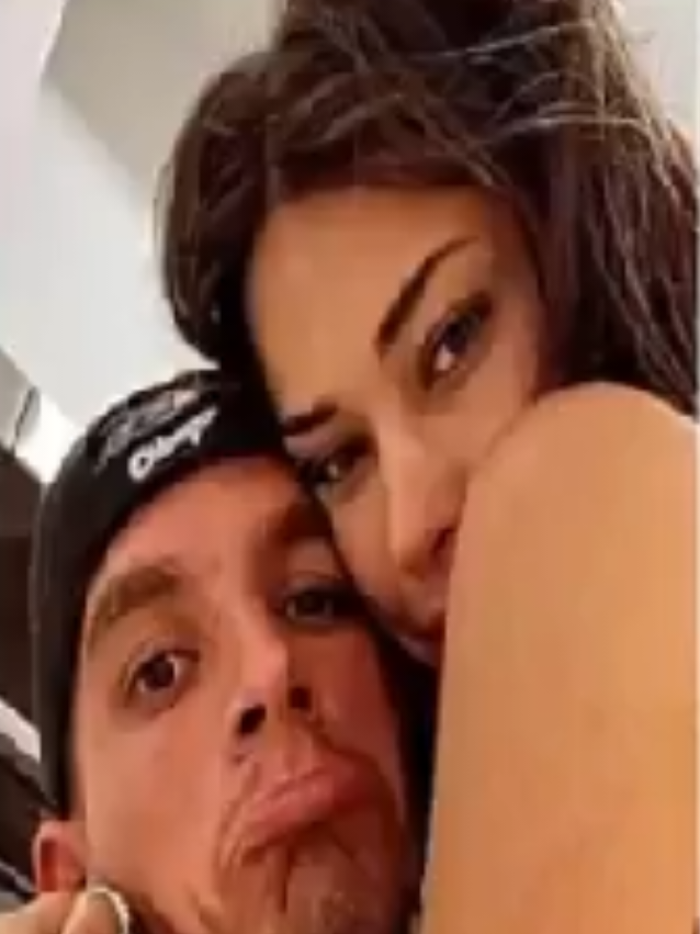 Ece Erken, Lucas Torreira'nın Devrim Özkan'a evlenme teklifi edebileceğini söyledi.#Torreira #DevrimÖzkan 