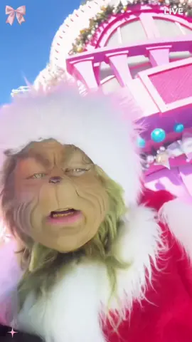 The Grinch💚#foryou #usa #funnyvideos #usa🇺🇸 #universalstudios   
