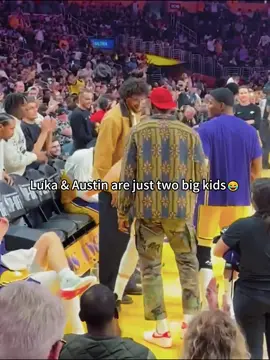 Luka and Austin are just two kids 😂#NBA #basketball #lakers #lukadoncic #austinreaves 