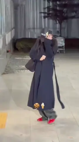 JENNIE spotted at the airport on her way to the Philippines ♥️ #JENNIE #BLACKPINK #BLACKPINK_DEADLINE #DEADLINE_IN_BULACAN #DEADLINE 