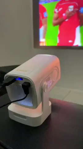 Proyektor android mini Smoon360 cocok untuk nonton timnas indonesia nanti fiturnya lengkap bisa sambung STB TV digital #smartproyektor #proyektorandroid #timnasindonesia #timnasday 